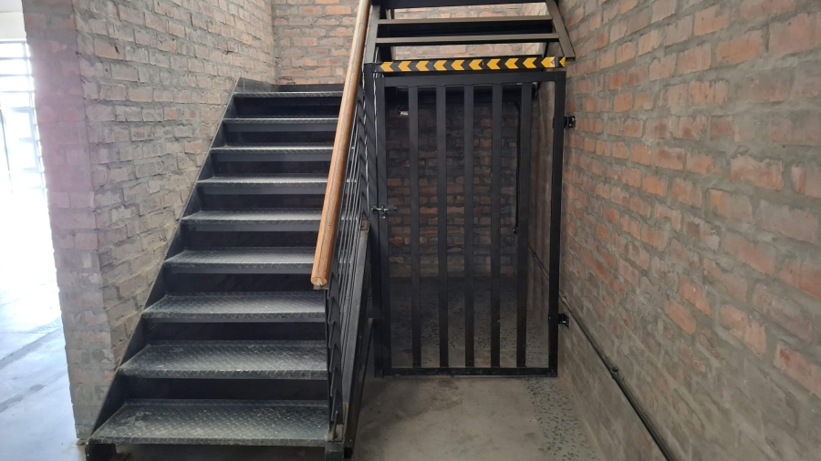 To Let commercial Property for Rent in Salt River Western Cape